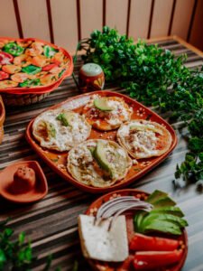 Picaditas veracruzanas tradicionales en El Rincón del Pachi