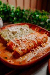 Tacos potrero de frijol con chorizo, papa o huevo
